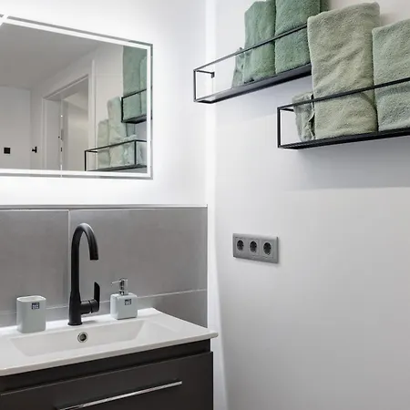 Goldbach Apartment